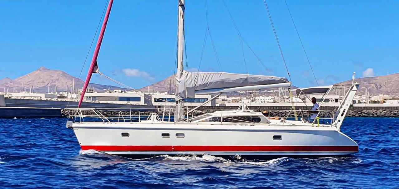Relaxing Stay On A 38Ft Sail Yacht 아리시페 외부 사진